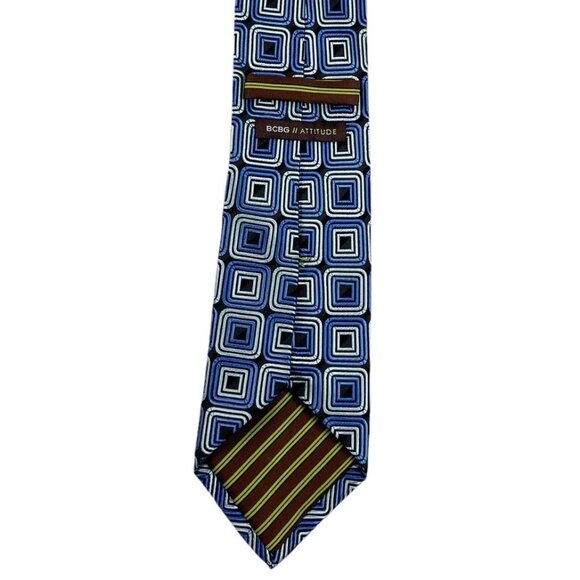 BCBG Attitude 100% Silk Necktie Geometric Print Retro Inspired 59" - Picture 3 of 8